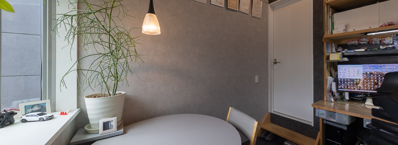 建設中の木造建築物の内装