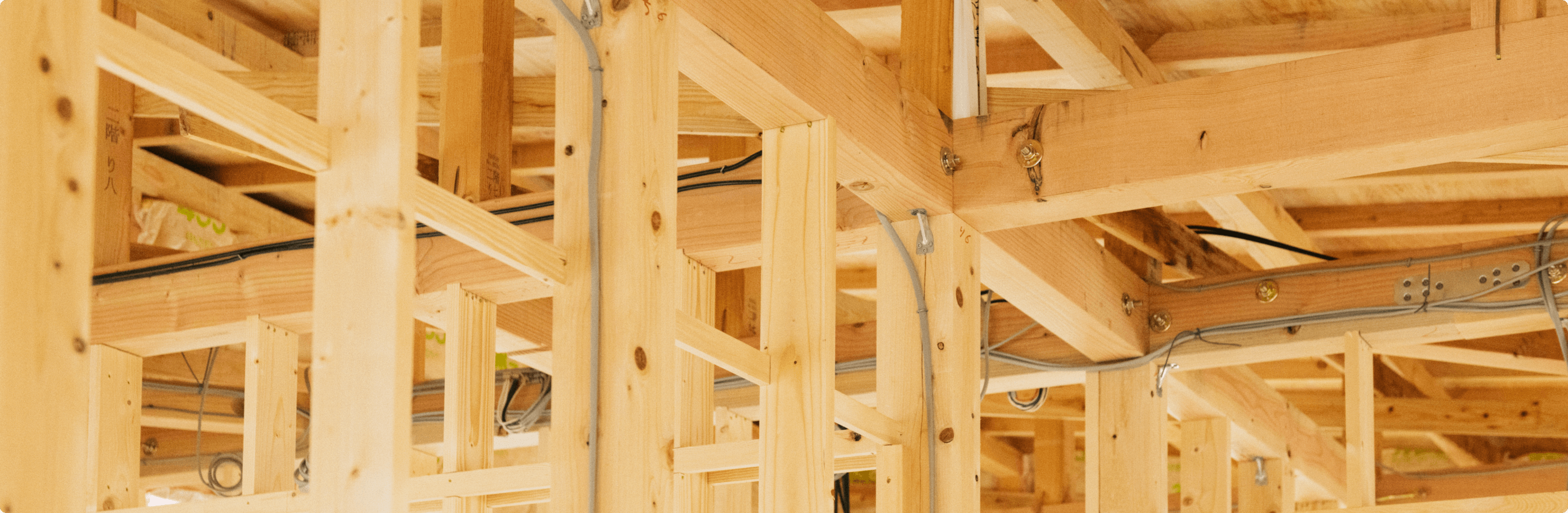 木造建築物の骨組み